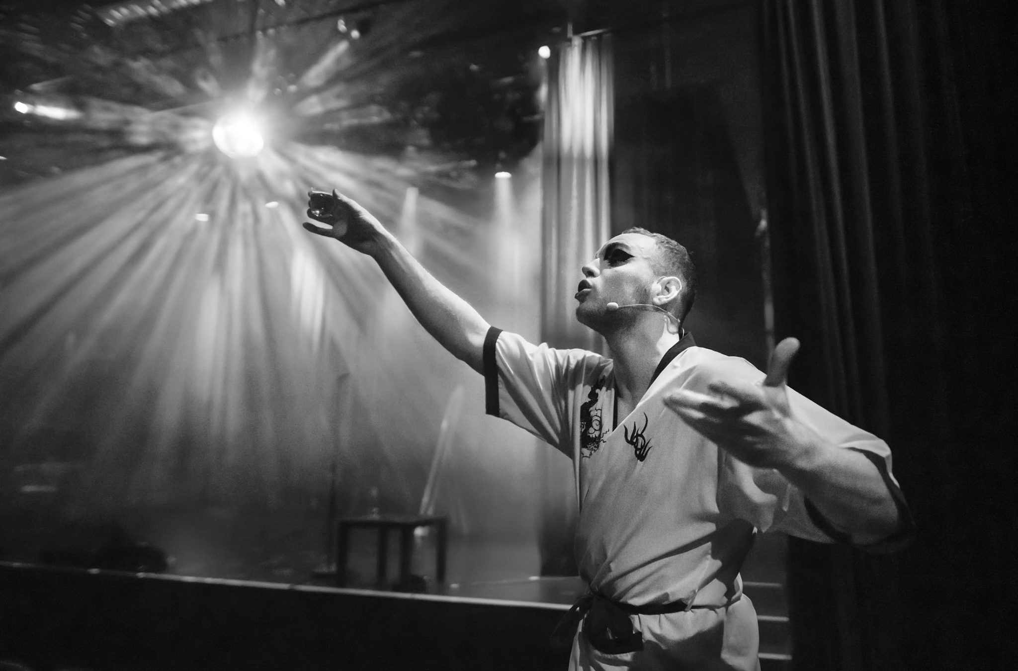 Comedia Theater Dead or Alive38